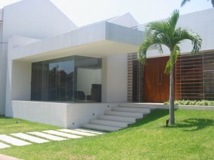 10 fachadas de casas modernas blancas (1)