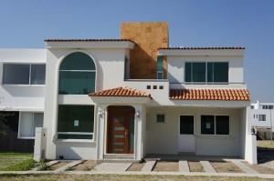 10 fachadas de casas modernas con molduras (8)