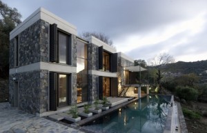 10 fachadas de casas modernas con piedras (10)